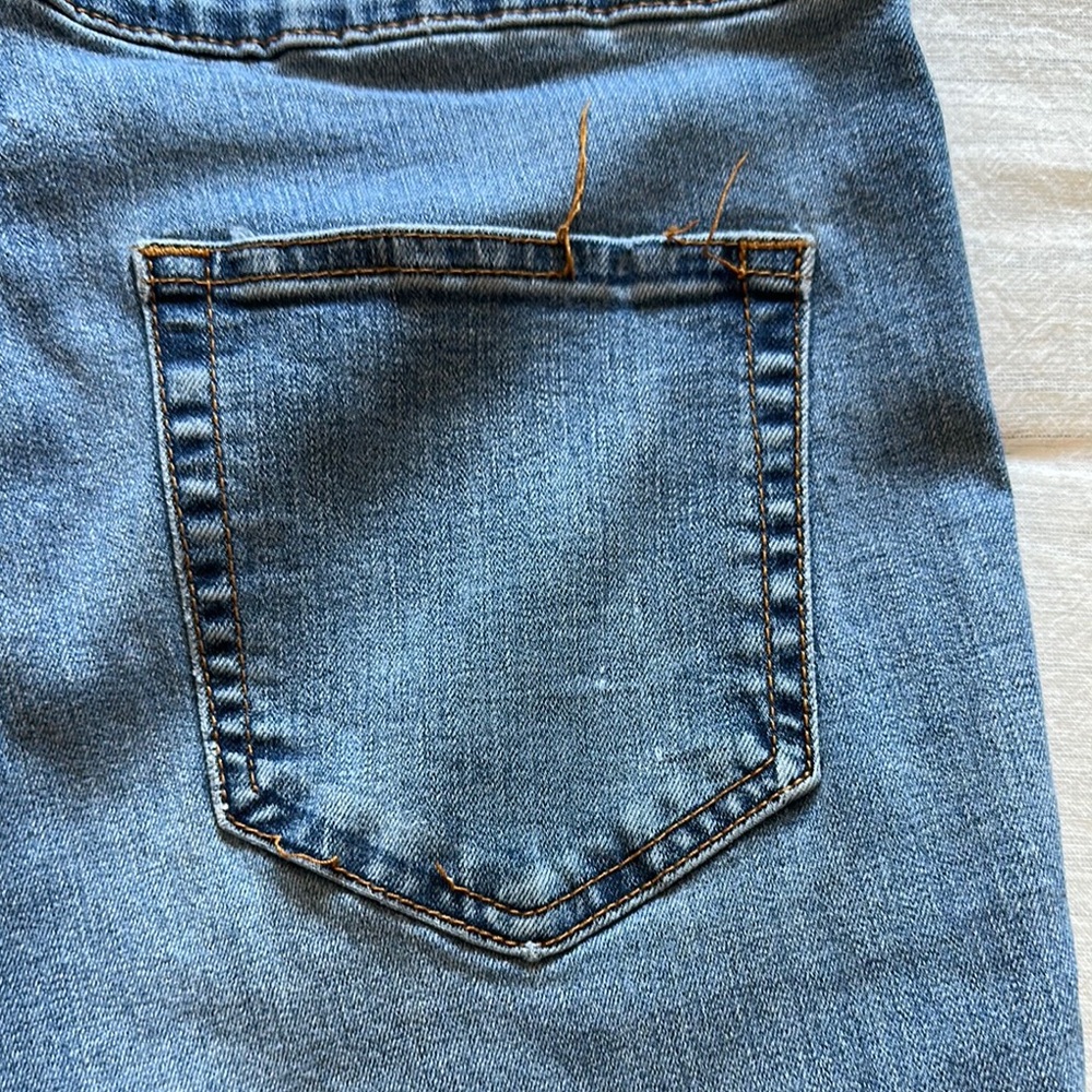 Ashley Mason High Rise Blue Jeans - Picture 5 of 7